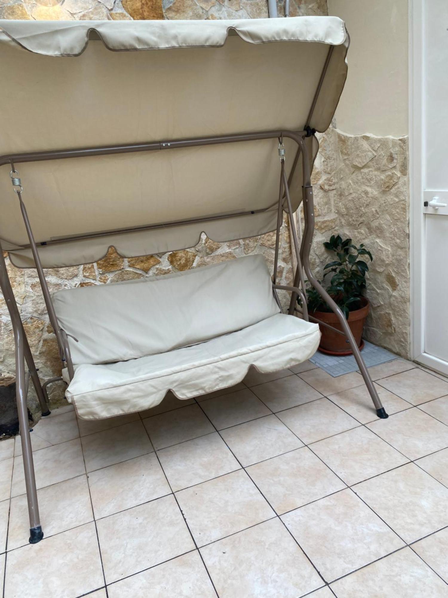 Il Giardino Di Max Apartment Bari Bagian luar foto