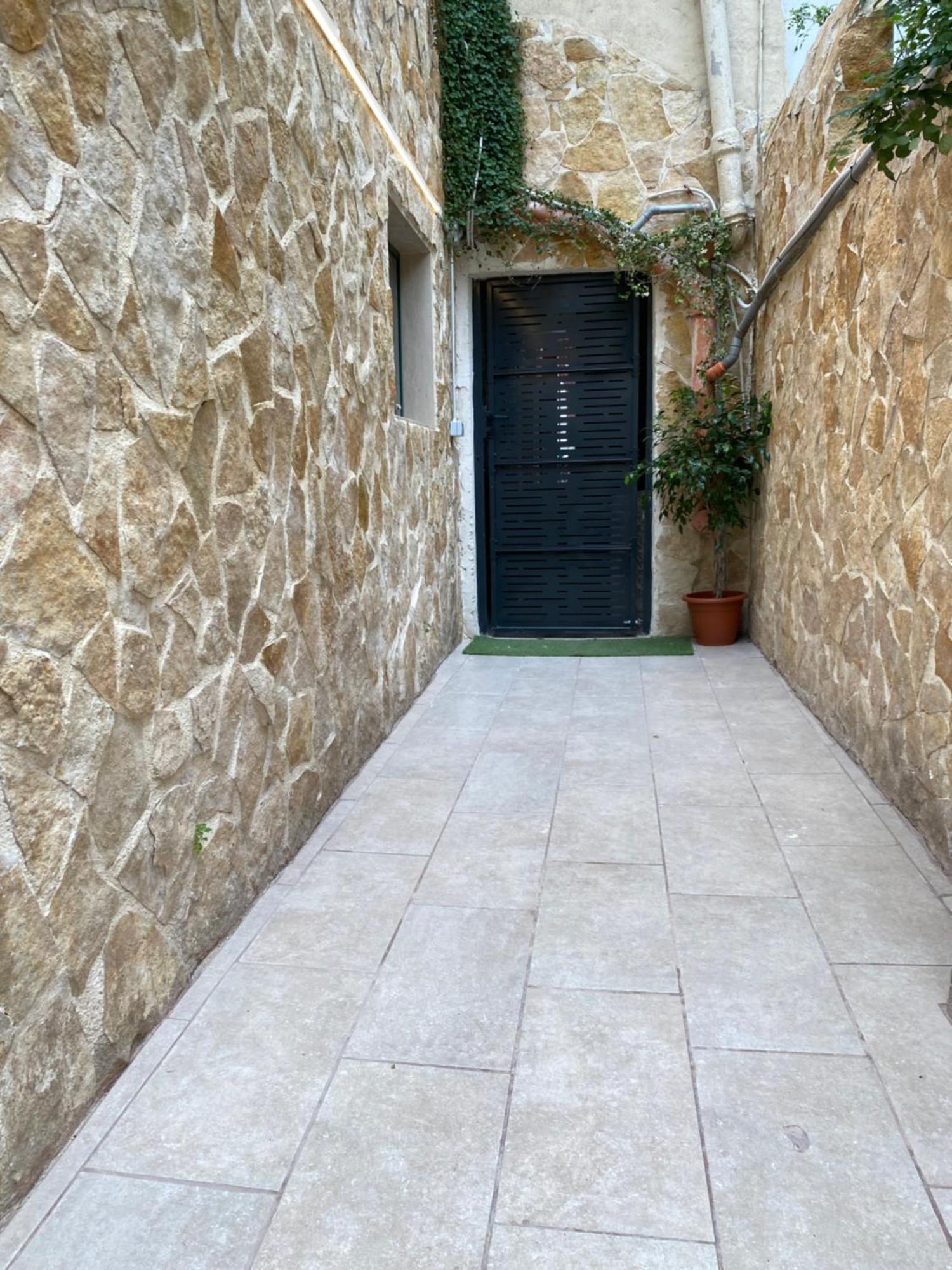 Il Giardino Di Max Apartment Bari Bagian luar foto