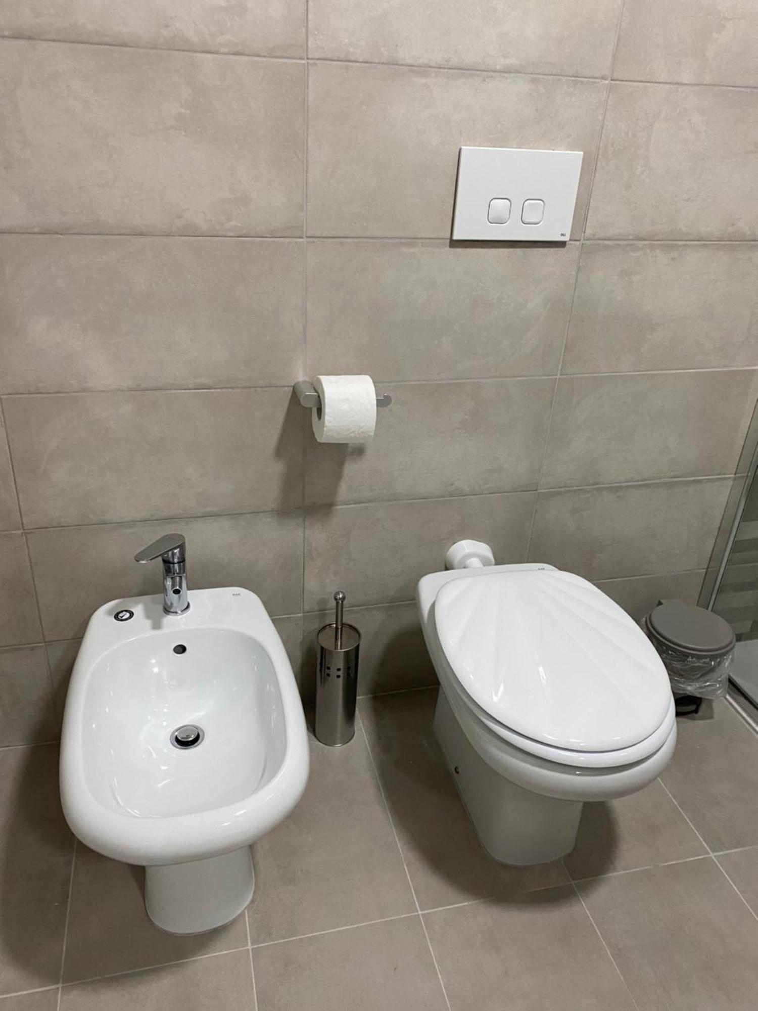 Il Giardino Di Max Apartment Bari Bagian luar foto